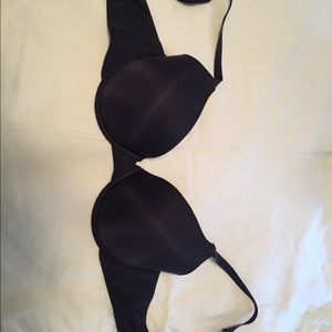 Black nursing bra